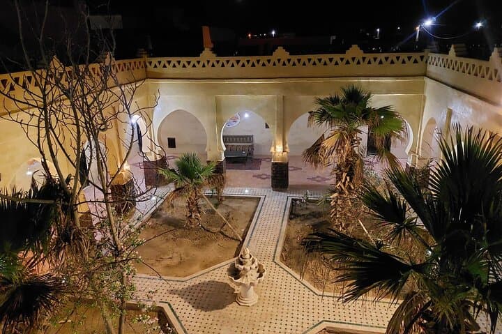 Overnight Sahara Adventure: 2-Day Fez to Merzouga Erg Chebbi Camel Trek