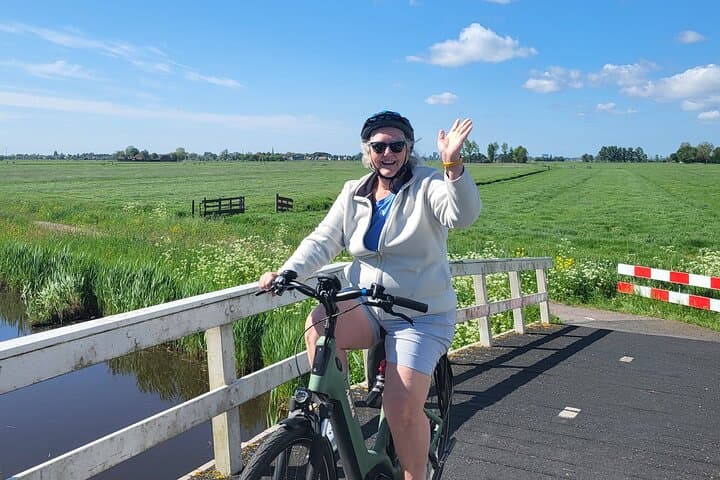Amsterdam to Zaanse Schans E-Bike Tour — Windmills, Cheese & Dutch Countryside photo 4