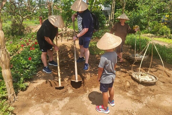 Hoi An Countryside Tour: Basket Boat, Buffalo Ride & Lantern-Making Experience