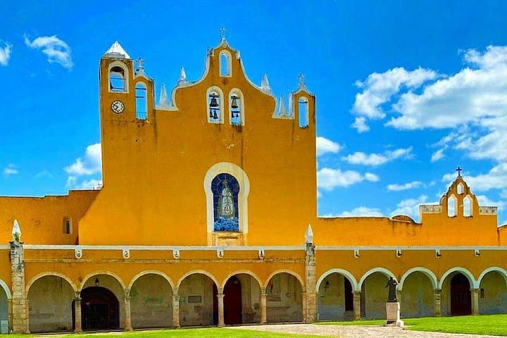 Tulum to Chichén Itzá, Izamal & Valladolid: Private Day Trip with Local Tacos