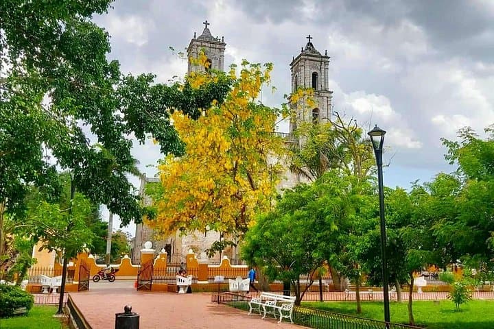 Tulum to Chichén Itzá, Izamal & Valladolid: Private Day Trip with Local Tacos photo 3