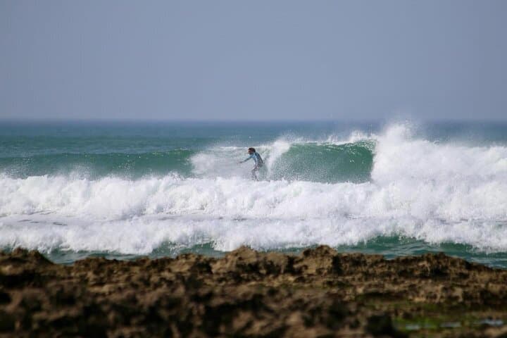 Learn to Surf at Sidi Bouzid — 2-Hour Beginner Surf Lesson in El Jadida photo 3