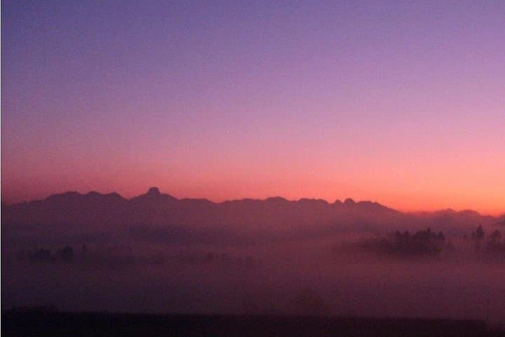 Private Astro Tour from Bern, Spiez & Interlaken — Bernese Oberland Stargazing photo 2