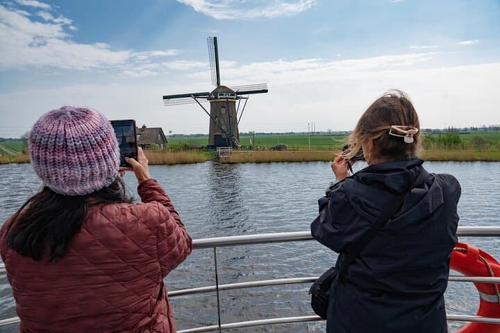 Keukenhof Gardens & Windmill Cruise: Day Trip from Amsterdam photo 4