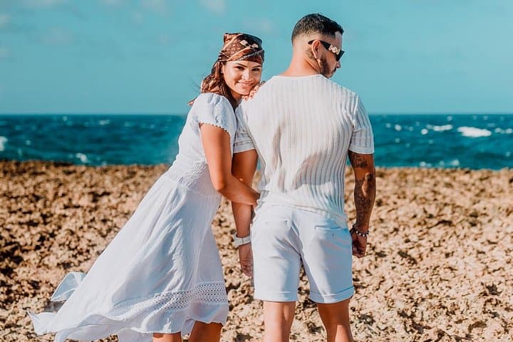 Aruba Sunset Private Photo Shoot: Jeep Tour to Beaches, Ruins & Hidden Gems photo 1