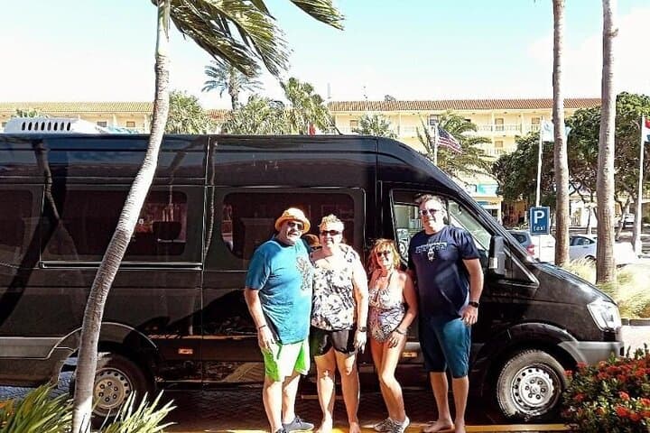 Private Aruba Island Tour: Beaches, Caves & Local Seafood photo 6