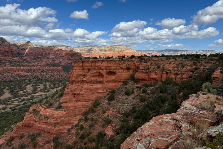Prescott to Sedona: Guided Day Hike and Red Rock Sights