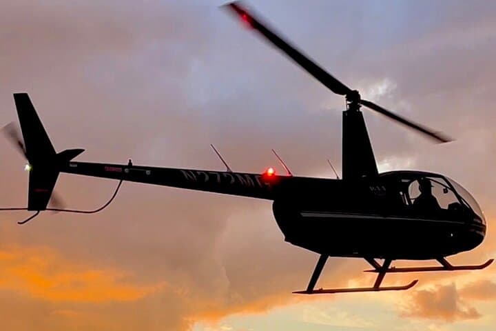 Miami Helicopter Tour: Private 20-Min Coastal Flight Over Biscayne Bay photo 4