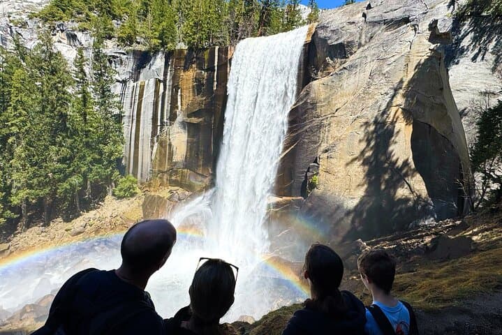 Ultimate Yosemite Private Tour: Iconic Sights, Sequoias & Picnic Lunch photo 5