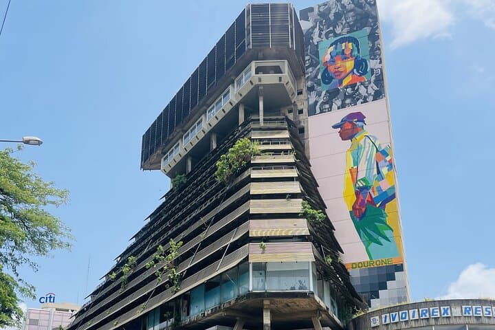 Abidjan City Tour: Cathedral, Mosque, Markets & Plateau Highlights