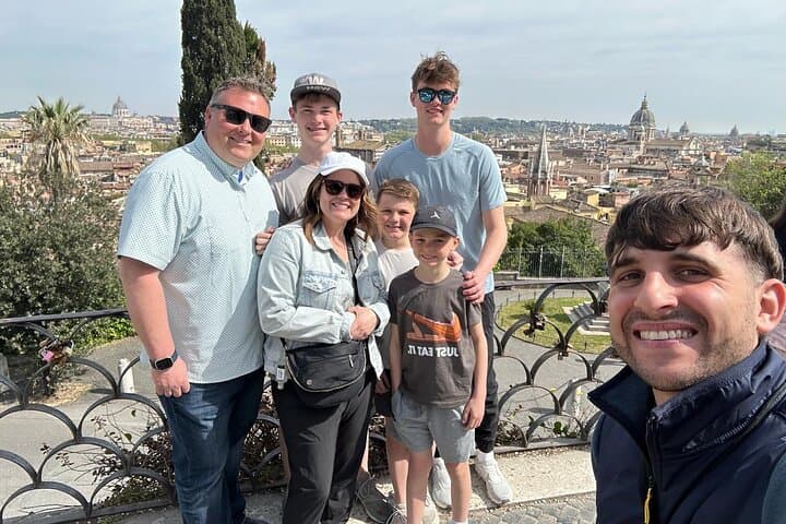 Rome by Golf Cart — 90-Minute Private & Small-Group City Highlights Tour photo 3