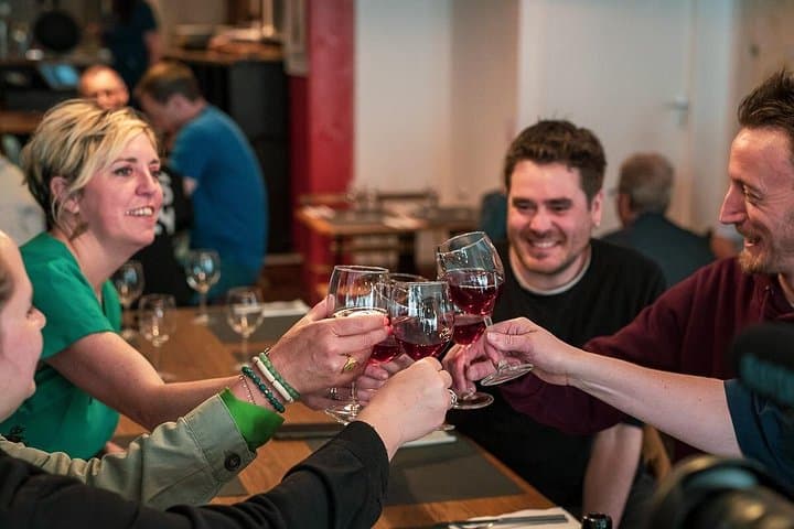 Lunchtime Food Tour in Tours: Taste Loire Valley Specialties on a 2.5-Hour Walk