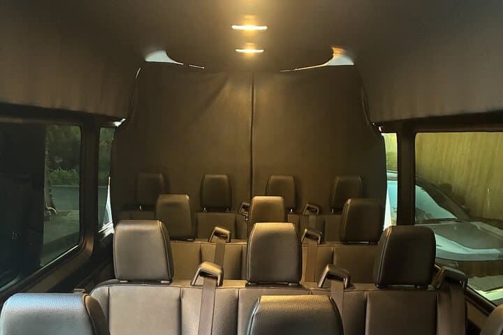 Pier 91 to SeaTac Airport Transfer — One-Way Shuttle from Seattle Cruise Terminals photo 4