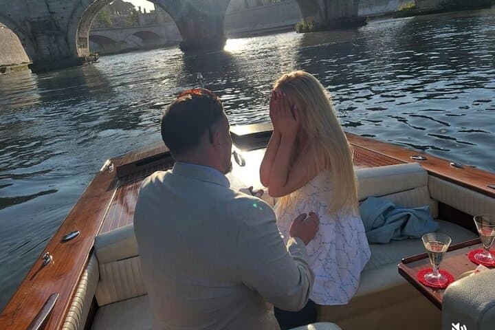 Private Proposal Cruise on Rome’s Tiber: Romantic Boat Charter