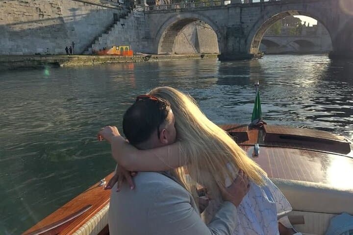 Private Proposal Cruise on Rome’s Tiber: Romantic Boat Charter photo 2