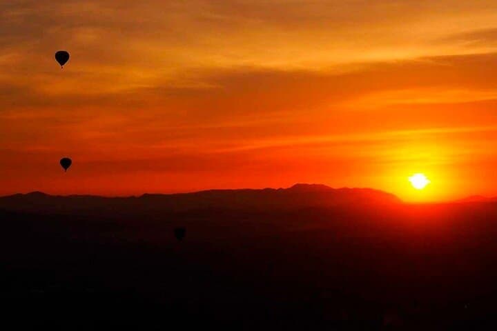 Sunrise Hot Air Balloon Over Teotihuacan — 2-Day Tour from Mexico City photo 2