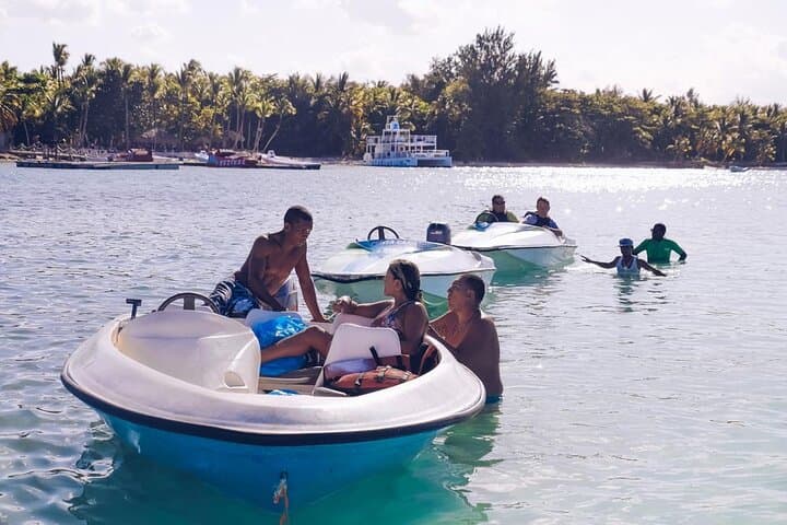 Punta Cana Speed Boat Adventure — Captain Your Own Snorkel & Natural Pool Tour photo 5