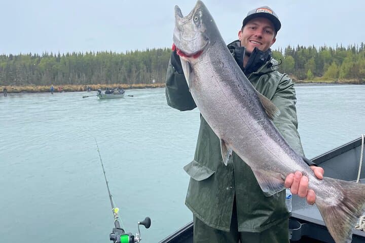 Kasilof River King Salmon Full-Day Fishing Charter — Kenai Peninsula Guide