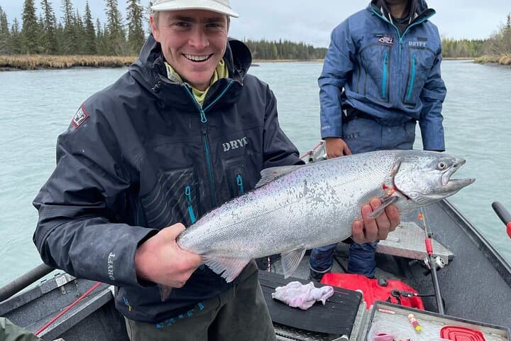 Kasilof River King Salmon Full-Day Fishing Charter — Kenai Peninsula Guide photo 4