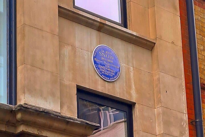 Soho Rock & Roll Walking Tour: Beatles, Bowie, Stones & Queen photo 6