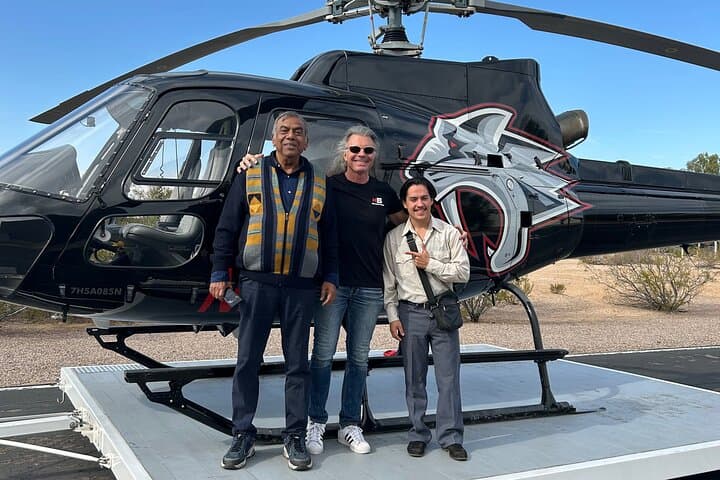 Private Helicopter to Antelope Canyon from Phoenix: Luxury Day Trip to Page, AZ photo 4