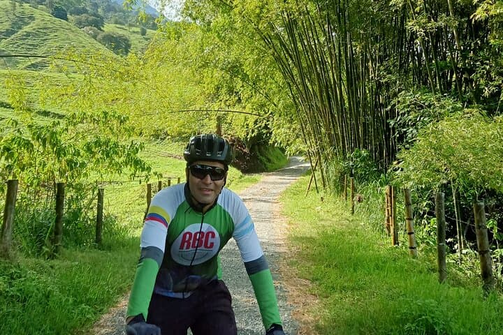 Mountain Biking the Coffee Region: Andes Ride from Pereira photo 3