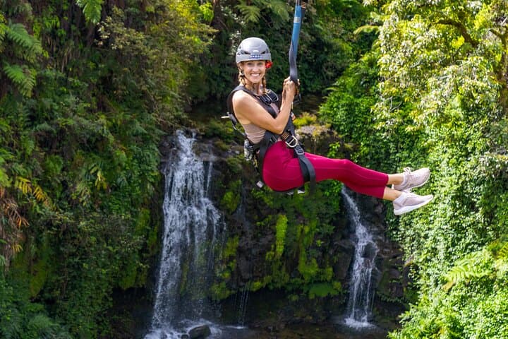 Big Island Zipline Over Kolekole Falls: 7-Line Zip Adventure Near Akaka Falls photo 6