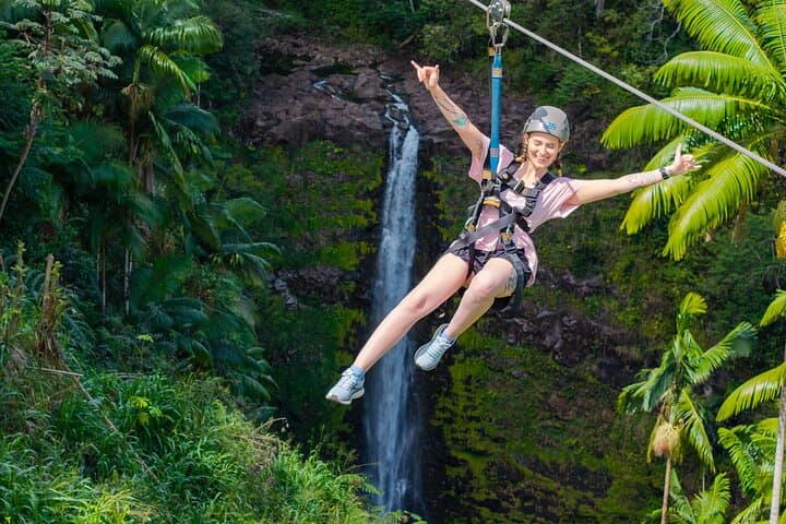 Big Island Zipline Over Kolekole Falls: 7-Line Zip Adventure Near Akaka Falls photo 2