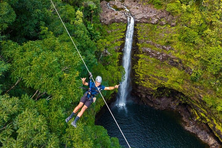 Big Island Zipline Over Kolekole Falls: 7-Line Zip Adventure Near Akaka Falls