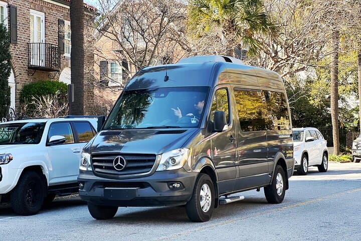 Charleston in Comfort: Luxury Sprinter Small-Group City Tour