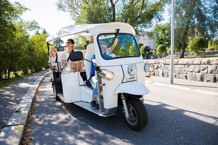 Brisbane by E‑Tuk Tuk: A Private Riverside City Tour in 2 Hours photo 6
