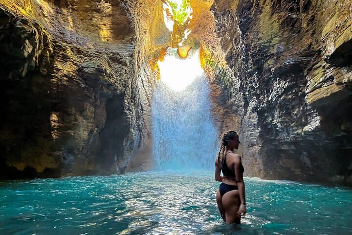La Leona Falls Private Tour from Tamarindo — Waterfall Hike & River Swim photo 3
