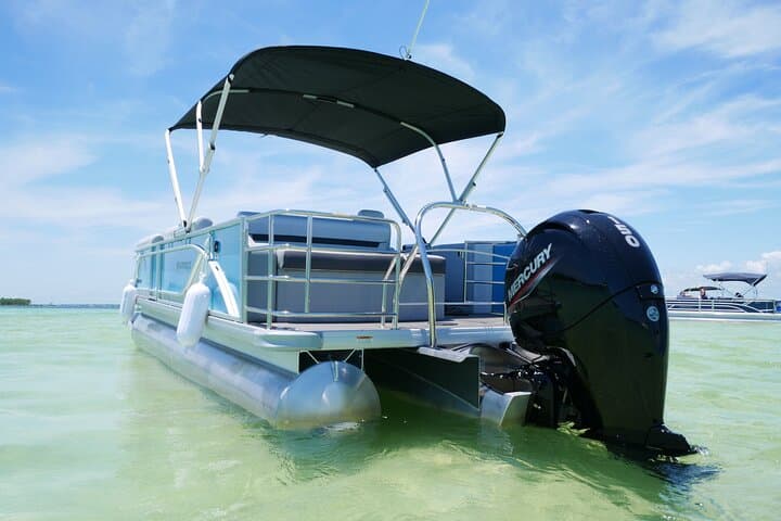Destin Boat and Slingshot Rentals at G.I. Jade Tiki — Watercraft & Slingshot Adventures photo 2