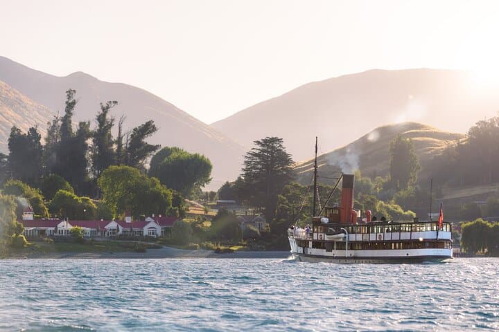 Queenstown Lake Cruise and Walter Peak Farm Adventure photo 4