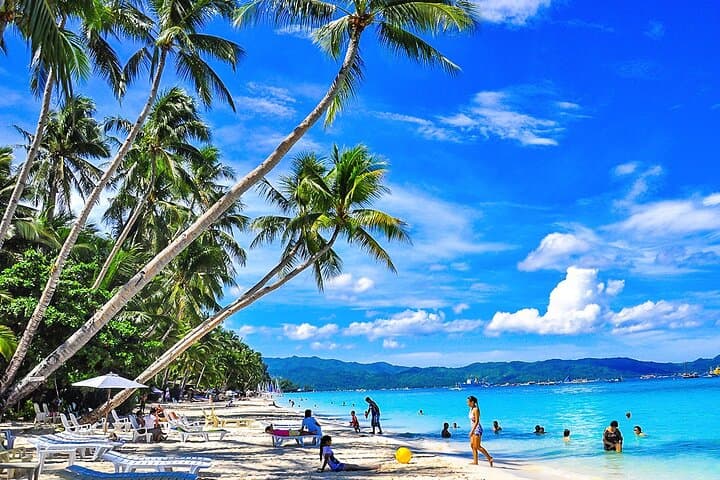 Two-Week Philippines Private Family Tour: Manila to Banaue, Sagada & Boracay photo 5