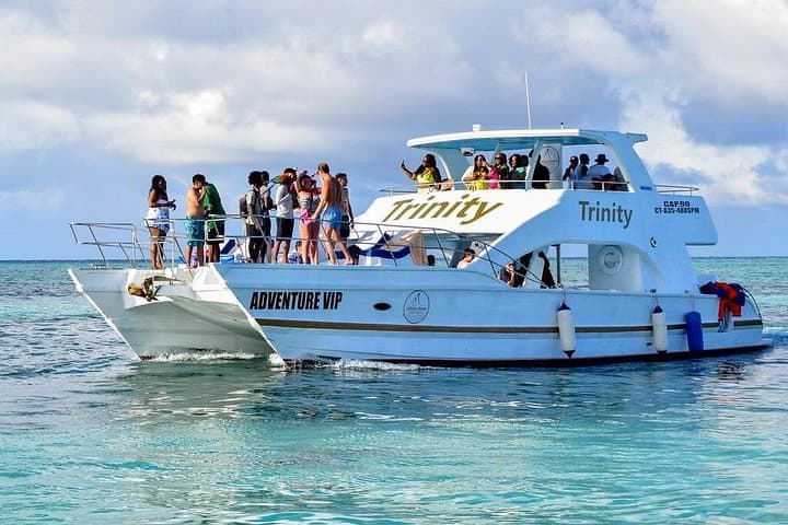 Punta Cana Catamaran Party Cruise — 3-Hour Open-Bar Catamaran in Bavaro photo 2