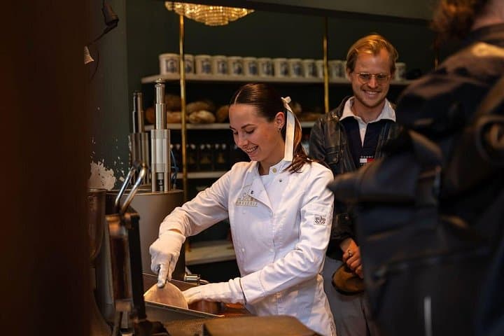 Become Dutch in 7 Steps: Amsterdam Walking Food & Culture Tour photo 4