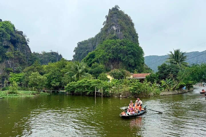 Ninh Binh Day Escape: Mua Cave Viewpoint, Sampan Ride & Village Life photo 5