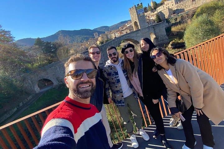Small-Group Day Trip from Barcelona to Girona, Besalú and Castellfollit de la Roca photo 3