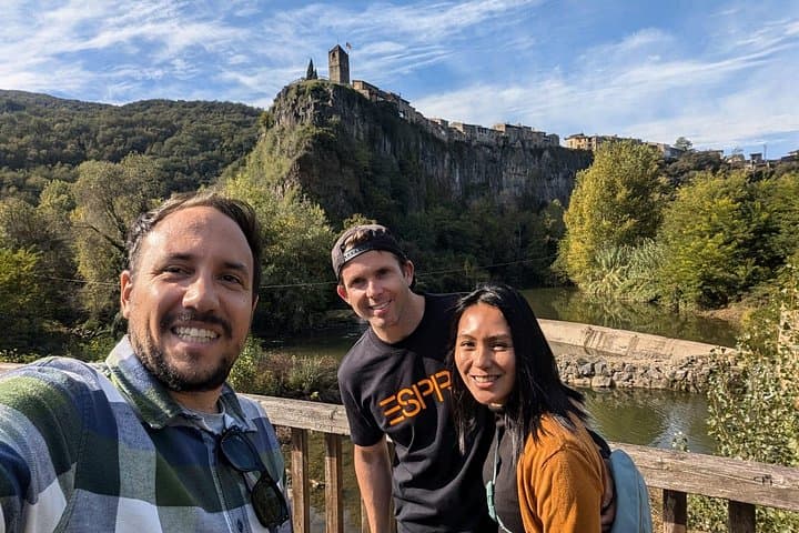 Small-Group Day Trip from Barcelona to Girona, Besalú and Castellfollit de la Roca photo 4