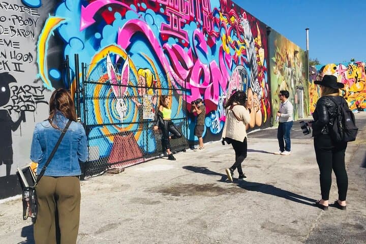 Wynwood Graffiti Walking Tour with Drink — Miami Street Art Experience photo 1