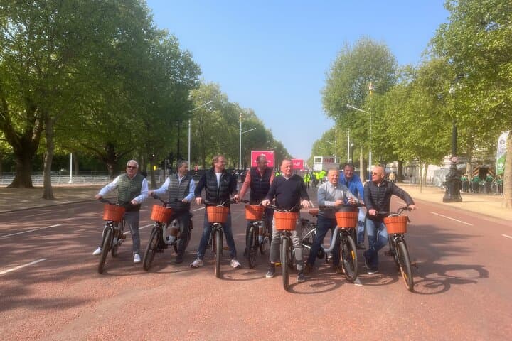 London E-Bike Tour & Borough Market: Thames Ride Past Big Ben photo 2