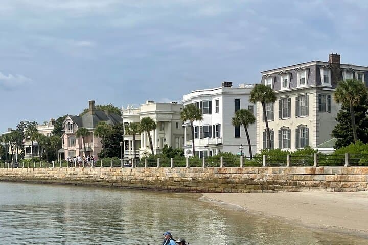 Charleston History Walking Tour — Rainbow Row, Battery & Hidden Alleys photo 2