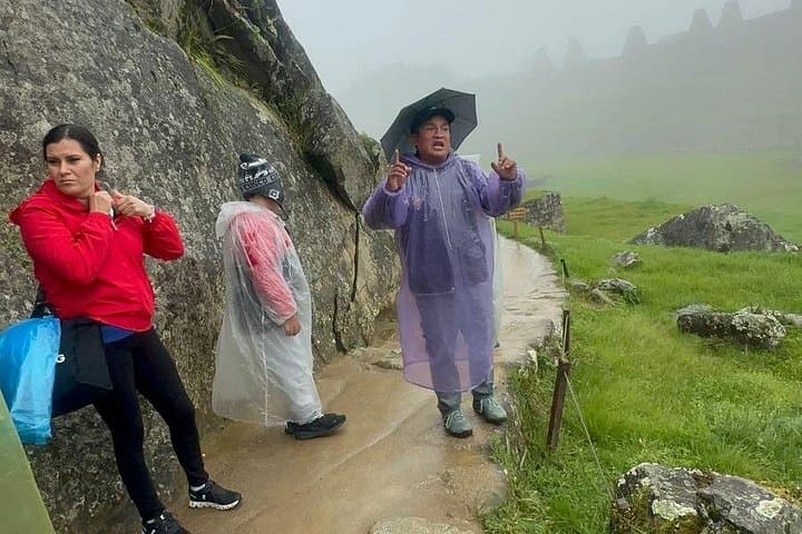 Peru Explorer: 6-Day Cusco, Machu Picchu & Nazca Adventure photo 3
