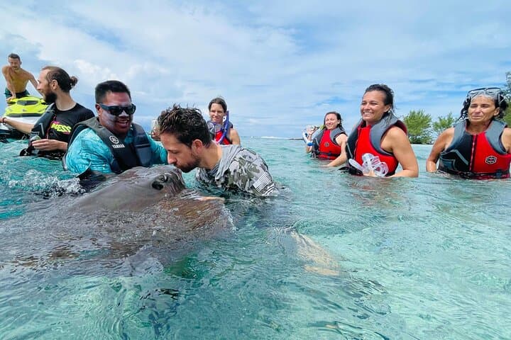 Explore Moorea by Jet Ski: 3-Hour South & East Coast Tour to Motu Ahi photo 3
