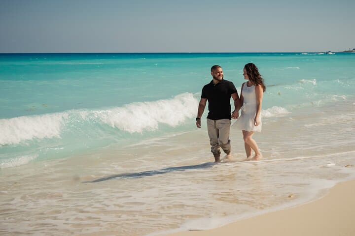 Couples Romantic Photo Session at the Cancun Sign and Beaches photo 6