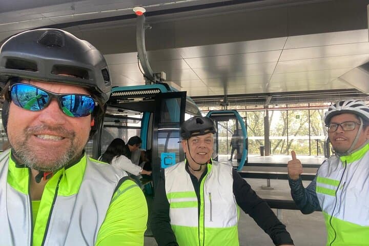 Private Mexico City Bike Tour: Chapultepec to Condesa Guided Ride photo 6