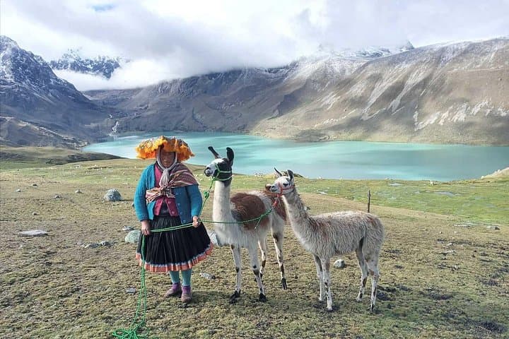 Ausangate 7 Lakes Day Hike from Cusco: High-Altitude Trek to the Seven Lagoons photo 3