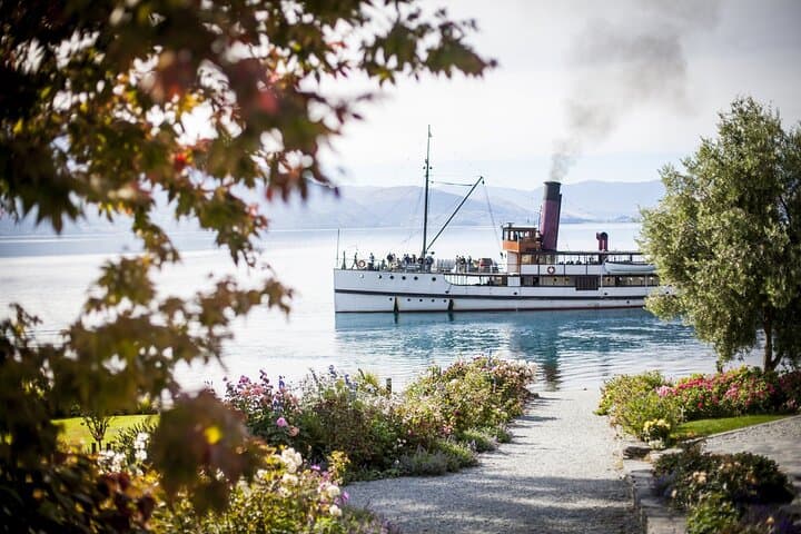 Dinner Cruise to Walter Peak High Country Farm from Queenstown photo 2