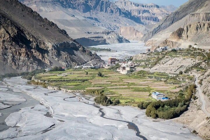 Annapurna Circuit Trek to Tilicho Lake — 13-Day Classic from Kathmandu photo 2